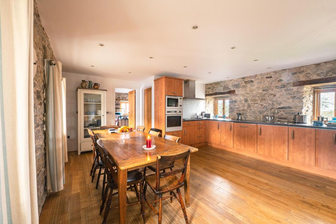 Stunning Converted Granary In Heart Of St Davids Kültér fotó