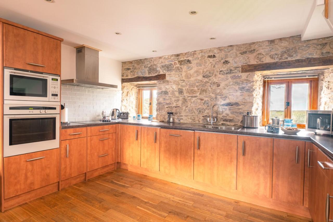 Stunning Converted Granary In Heart Of St Davids Kültér fotó