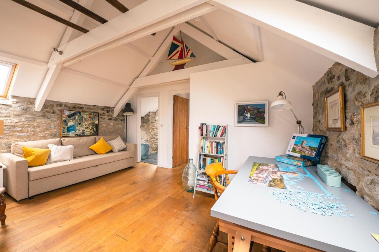 Stunning Converted Granary In Heart Of St Davids Kültér fotó