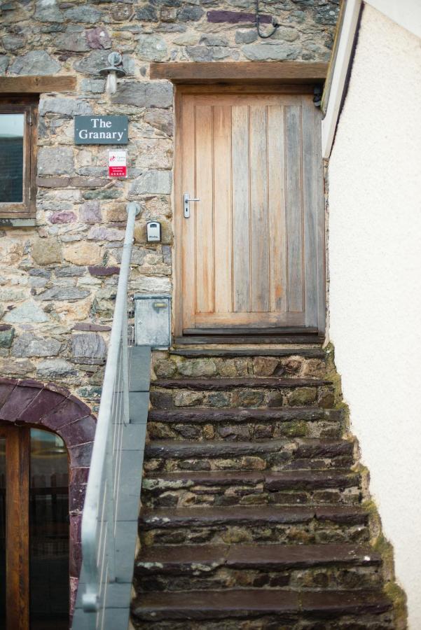 Stunning Converted Granary In Heart Of St Davids Kültér fotó